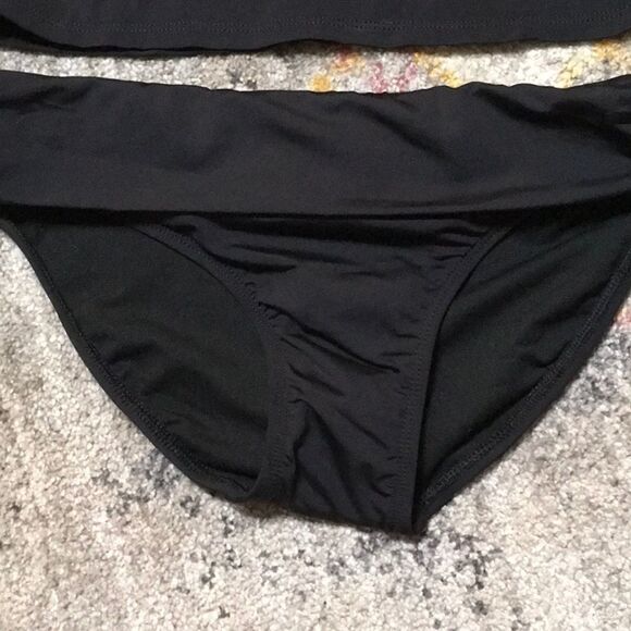 Kenneth Cole ruffle-licious tankini. NWT - Picture 7 of 8